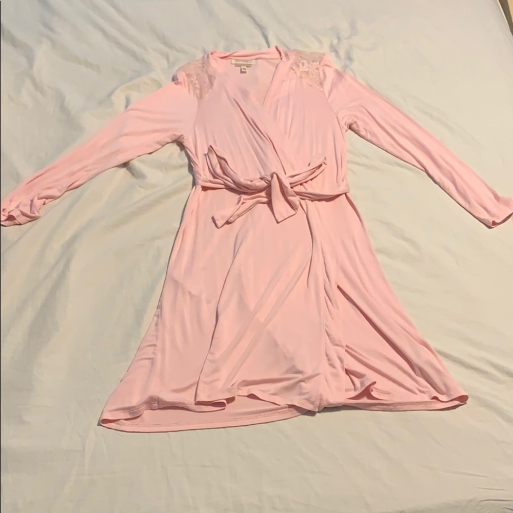 Jessica Simpson Maternity Nursing Robe
